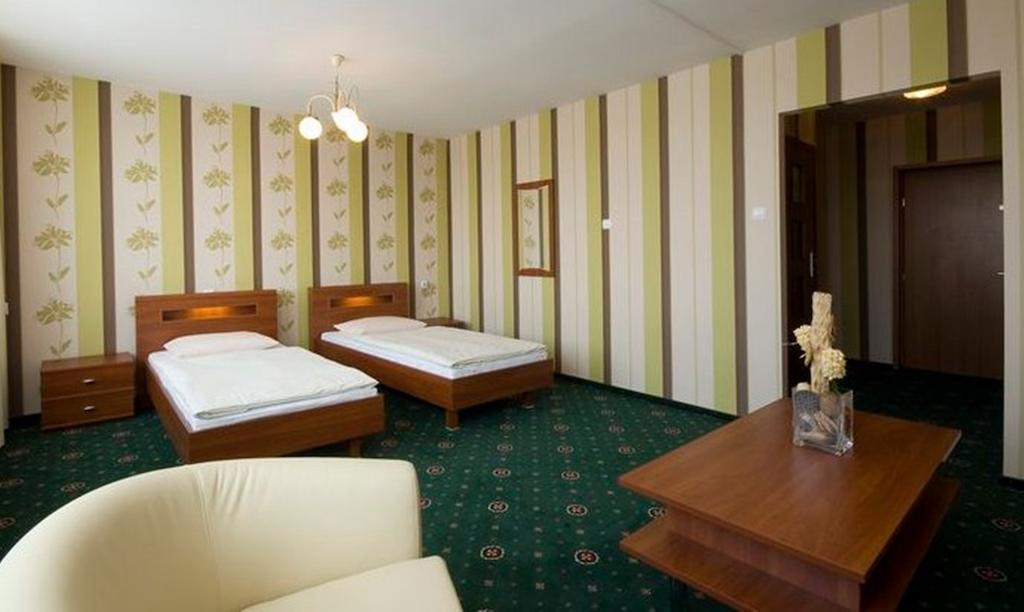 Hotel Naramowice Poznan Dış mekan fotoğraf