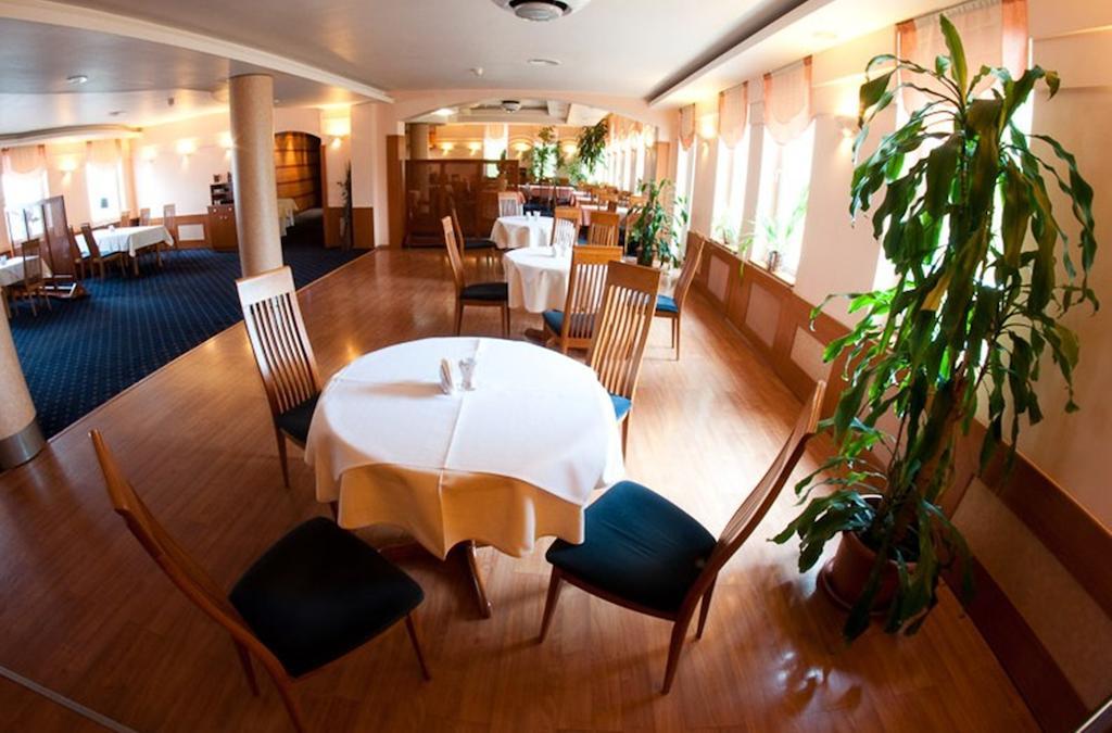 Hotel Naramowice Poznan Dış mekan fotoğraf